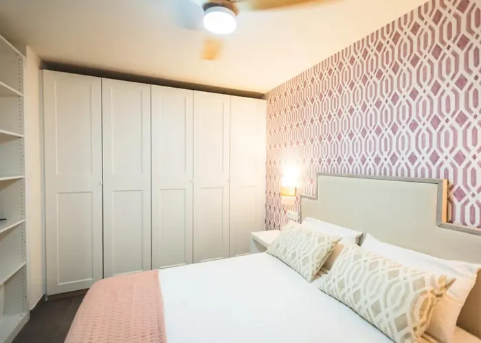 Apartment Flores De Gitanilla 2 *